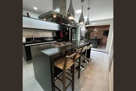 4_photo/94dce356c7.b07c3b3000917e5e-ATLAS-13da047d-d14a-4566-8ad7-13b2bb10cd79.jpg de casa à venda com 4 quartos, 120m² em Novo Mundo, Curitiba