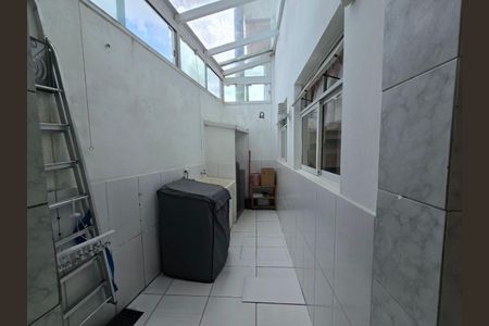 3_photo/94dce356cf.7a84f7ff2c106b4f-ATLAS-12ec6556-02bd-401a-b9e9-bad2d25c7e76.jpg de casa à venda com 4 quartos, 148m² em Novo Mundo, Curitiba