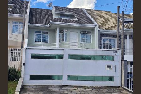 4_photo/94dce356cf.7a84f7ff2c106b4f-ATLAS-3196cdb6-11c2-4c99-9a9b-49971b732fd2.jpg de casa à venda com 4 quartos, 148m² em Novo Mundo, Curitiba