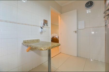 7_photo/94dce35775.3b81e5ded580b125-ATLAS-e74b4e12-6ead-4245-a78b-25b807b496df.jpg de casa à venda com 3 quartos, 170m² em Novo Mundo, Curitiba