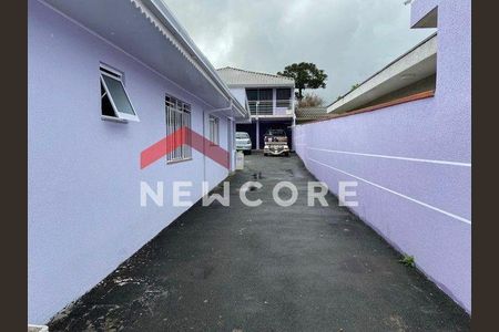 18_photo/94dce357b9.bf6b4b601a5c4813-ATLAS-4bf6debe-d852-43da-b26d-5f2d718c23aa.jpg de casa à venda com 4 quartos, 302m² em Novo Mundo, Curitiba