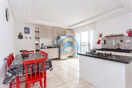 6_photo/94dce357db.760d7ecec936a2b8-ATLAS-06b68075-a97e-4b11-a41c-651ad92f3228.jpg de casa à venda com 4 quartos, 237m² em Novo Mundo, Curitiba