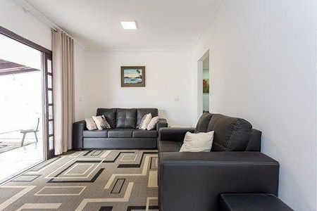 2_photo/94dce357db.760d7ecec936a2b8-ATLAS-2c2ee049-358b-4324-b377-1b8bcbc0bb07.jpg de casa à venda com 4 quartos, 237m² em Novo Mundo, Curitiba