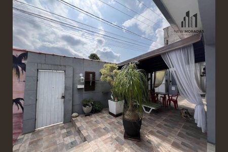 2_photo/94dce357db.760d7ecec936a2b8-ATLAS-54ff5dfa-422f-4bea-bd24-e528c7a45c67.jpg de casa à venda com 4 quartos, 150m² em Novo Mundo, Curitiba