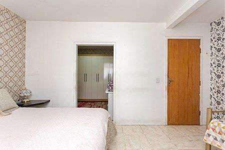 14_photo/94dce357db.760d7ecec936a2b8-ATLAS-b6ec7c5b-b1a4-4a3c-9303-6a2fe531dbb6.jpg de casa à venda com 4 quartos, 237m² em Novo Mundo, Curitiba