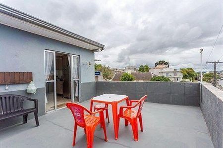 9_photo/94dce357db.760d7ecec936a2b8-ATLAS-ea4872cf-9aed-4a4d-acc2-a7840ba7c531.jpg de casa à venda com 4 quartos, 237m² em Novo Mundo, Curitiba