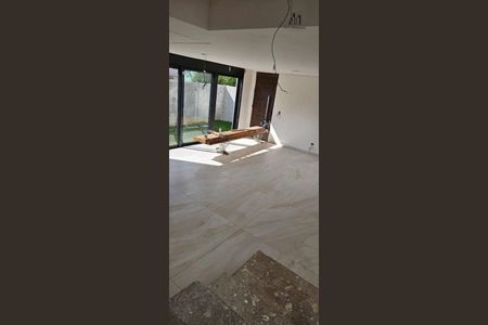 23_photo/94dce358ef.dfff1e93406dc28d-ATLAS-7c43a6c3-d333-4786-a969-29b3196effc8.jpg de casa à venda com 3 quartos, 202m² em Novo Mundo, Curitiba