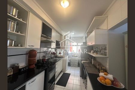 8_photo/94dce35917.98aa73114e05fd3e-ATLAS-5cb19cf5-d5f3-4d56-8e9b-4a1800d46f5f.jpg de apartamento à venda com 2 quartos, 60m² em Novo Mundo, Curitiba