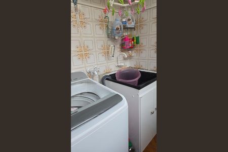 28_photo/94dce35929.72f38772c60cc7a0-ATLAS-81dfb0a4-5a60-4a3a-a993-e5a4cc5daaa3.jpg de apartamento à venda com 3 quartos, 62m² em Novo Mundo, Curitiba