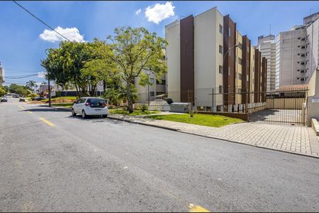 5_photo/94dce3594b.b8beee617dabfe44-ATLAS-0b5a992b-f6eb-4efd-9ea8-61d8c91a39fa.jpg de apartamento à venda com 3 quartos, 62m² em Novo Mundo, Curitiba