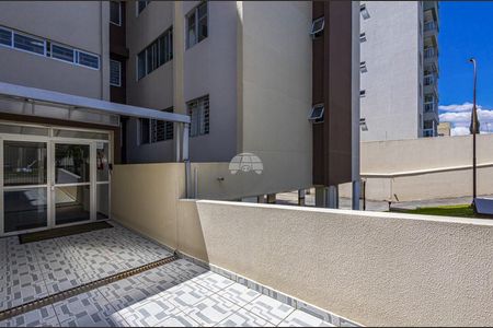 32_photo/94dce3594b.b8beee617dabfe44-ATLAS-9b4fcf47-a613-4b7e-83b3-beecaae7e9aa.jpg de apartamento à venda com 3 quartos, 62m² em Novo Mundo, Curitiba