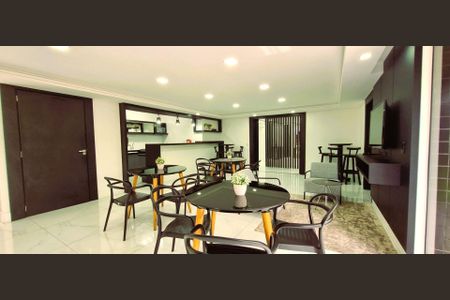 12_photo/94dce3594f.f66ed5d703e44af7-ATLAS-6864bcb2-bc63-4be9-bcf3-88e18ab3ef2d.jpg de apartamento à venda com 3 quartos, 73m² em Novo Mundo, Curitiba