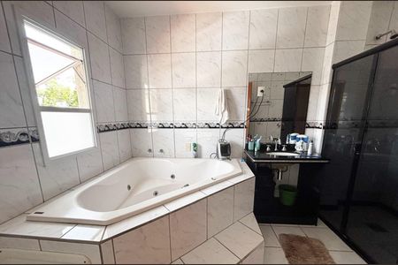 5_photo/94dce3595d.69b5b8cc2bb5817d-ATLAS-1ea04789-dbfb-445a-8894-11309eb5463f.jpg de apartamento à venda com 3 quartos, 330m² em Novo Mundo, Curitiba