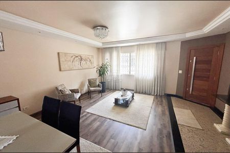 3_photo/94dce3595d.7e2ea02b9085bf9d-ATLAS-625e47f7-af05-4246-8c5b-32a56e6cebd0.jpg de casa à venda com 3 quartos, 329m² em Novo Mundo, Curitiba