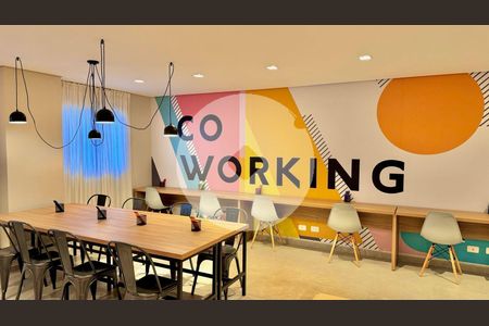 12_photo/94dce3595f.2011ccb9417cabd9-ATLAS-76e236b4-135d-41e4-8e73-55223b209fb8.jpg de kitnet/studio à venda com 1 quarto, 17m² em Novo Mundo, Curitiba