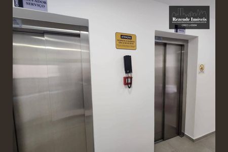 9_photo/94dce3595f.4c9e233852814ae6-ATLAS-ac2f7cef-5566-4c50-85c4-e34b8e873692.jpg de apartamento à venda com 1 quarto, 29m² em Novo Mundo, Curitiba