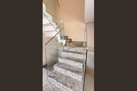 2_photo/94dce359f1.b7afec13c8c84584-ATLAS-7672f283-e262-4375-8968-509f82ee018a.jpg de casa à venda com 3 quartos, 150m² em Novo Mundo, Curitiba