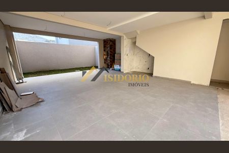 10_photo/94dce359f1.b7afec13c8c84584-ATLAS-9dbcfae1-41e9-4a3e-8087-acad07039c1b.jpg de casa à venda com 3 quartos, 150m² em Novo Mundo, Curitiba