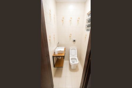 19_photo/94dce35a0b.babca6c7f82b9010-ATLAS-be54e8d0-ebf6-4991-b5f5-e5d6dc09bbd6.jpg de casa à venda com 4 quartos, 230m² em Novo Mundo, Curitiba