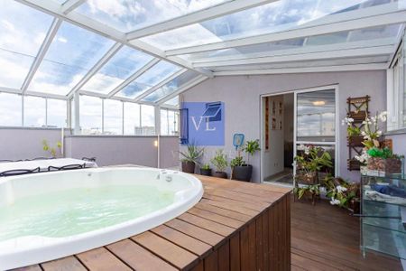 5_photo/94dce35a2b.4135729b468606eb-ATLAS-2d00d5be-c03e-4e22-bb4b-9ddc868c2f9c.jpg de apartamento à venda com 3 quartos, 224m² em Novo Mundo, Curitiba