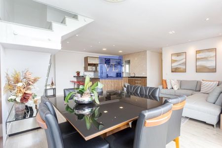 7_photo/94dce35a2b.4135729b468606eb-ATLAS-2f7e8035-d0af-499c-ae9c-eaf62c970d18.jpg de apartamento à venda com 3 quartos, 224m² em Novo Mundo, Curitiba