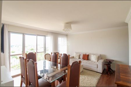 7_photo/94dce35a9b.5d43a1b536ffda48-ATLAS-34f0cfe1-85d3-4f84-adf4-0f15bf310c33.jpg de apartamento para alugar com 3 quartos, 89m² em Novo Mundo, Curitiba