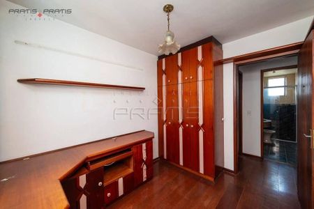 5_photo/94dce35a9b.fd0e17a18bdc4aaf-ATLAS-8491435d-44fe-4e64-8a4a-cbe6d081e9c0.jpg de apartamento à venda com 4 quartos, 180m² em Novo Mundo, Curitiba