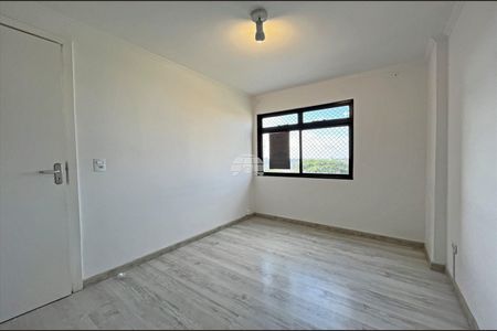 9_photo/94dce35afd.1765173e9dc3723f-ATLAS-0eddfc48-a4b3-446e-b0fe-d984200fa7e7.jpg de apartamento para alugar com 3 quartos, 54m² em Novo Mundo, Curitiba