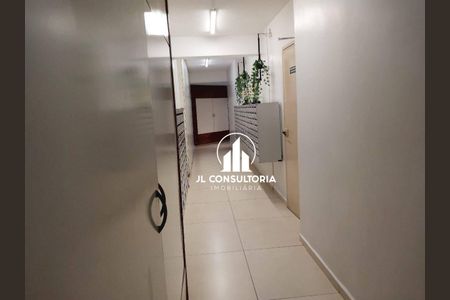 7_photo/94dce35afd.bd2de2b29a7fa5e8-ATLAS-4b2d4429-5e2b-495c-8146-6d29a1d4eda1.jpg de apartamento à venda com 2 quartos, 53m² em Novo Mundo, Curitiba