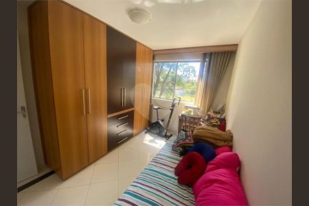 4_photo/94dce35b01.0f81dd1a9a4f6ffb-ATLAS-1860e122-3f72-470f-a81d-99dd151428bf.jpg de apartamento à venda com 3 quartos, 69m² em Novo Mundo, Curitiba
