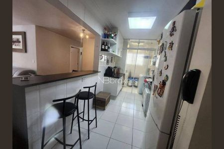 8_photo/94dce35b8d.642bbf4afd423fd7-ATLAS-01e26118-20c0-4d5a-96e1-5e547ad3d793.jpg de apartamento à venda com 2 quartos, 82m² em Portão, Curitiba