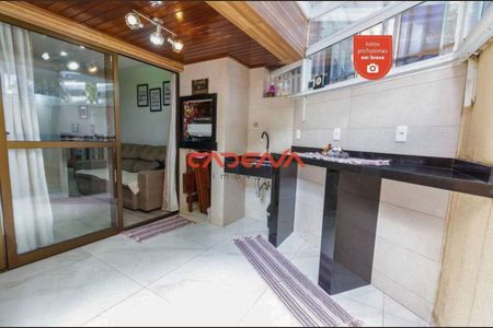 5_photo/94dce35bf5.5d84c5f88d9b8eae-ATLAS-b90e0b4d-3791-4a87-ad0a-0a85a7afd134.jpg de apartamento à venda com 3 quartos, 78m² em Novo Mundo, Curitiba