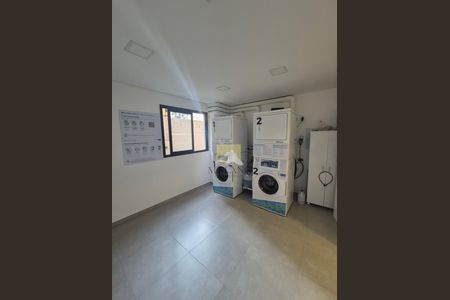 6_photo/94dce35c5f.e6e1c947b02cf8fb-ATLAS-ba40952b-7c28-4e25-985f-5b5fa98d79b3.jpg de kitnet/studio para alugar com 0 quarto, 17m² em Novo Mundo, Curitiba