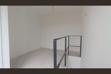 4_photo/94dce35c67.2bd6c31d73845aaa-ATLAS-de0c1526-3dc6-4d35-9d08-5d6ba8c92f0a.jpg de apartamento à venda com 1 quarto, 29m² em Novo Mundo, Curitiba