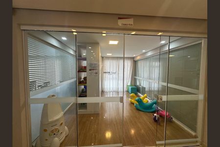 11_photo/94dce35ec3.0e5883cd31689f99-ATLAS-b8aa4e8a-1760-4fb9-8c80-689ad3c4c3f3.jpg de apartamento para alugar com 2 quartos, 135m² em Novo Mundo, Curitiba