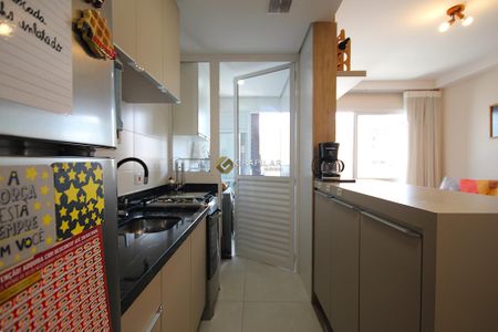 3_photo/94dce35ec3.1cca473053f9b82a-ATLAS-0d4e5ada-1f34-4758-b77e-3481f936a3a6.jpg de apartamento à venda com 2 quartos, 67m² em Novo Mundo, Curitiba