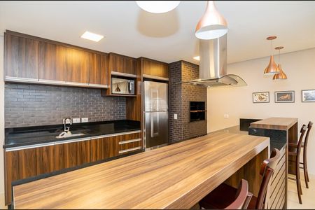 37_photo/94dce35ec3.6dfa6f5fe1e342c5-ATLAS-28f2f1b3-b93d-4e96-83f0-e85567658d4f.jpg de apartamento à venda com 2 quartos, 67m² em Novo Mundo, Curitiba