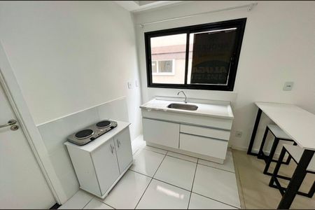 4_photo/94dce35ec5.b81f8aeccd1942b7-ATLAS-2ee4427a-fe45-4caf-9ba2-8eee70cdf82b.jpg de kitnet/studio para alugar com 1 quarto, 29m² em Novo Mundo, Curitiba