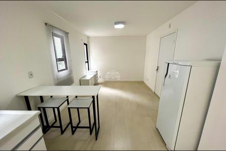 7_photo/94dce35ec5.b81f8aeccd1942b7-ATLAS-3c4efb17-3c83-4253-a587-7cb3b094110c.jpg de kitnet/studio para alugar com 1 quarto, 29m² em Novo Mundo, Curitiba