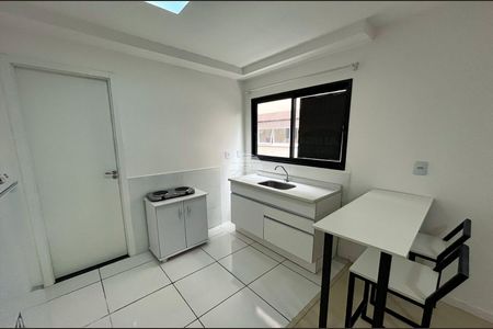 12_photo/94dce35ec5.b81f8aeccd1942b7-ATLAS-666b32a1-407d-488a-a4d9-9a1d724f1040.jpg de kitnet/studio para alugar com 1 quarto, 29m² em Novo Mundo, Curitiba