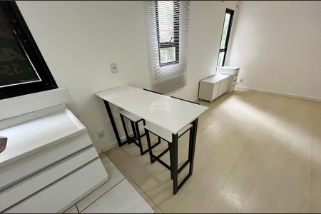 27_photo/94dce35ec5.b81f8aeccd1942b7-ATLAS-ab882831-1cd4-4a02-aba8-e0f36dc244ee.jpg de kitnet/studio para alugar com 1 quarto, 29m² em Novo Mundo, Curitiba