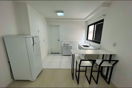 22_photo/94dce35ec5.b81f8aeccd1942b7-ATLAS-bb8bbfb3-7f7a-470c-b593-7b174031d17c.jpg de kitnet/studio para alugar com 1 quarto, 29m² em Novo Mundo, Curitiba