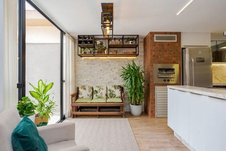 10_photo/94dce35ec9.08f922be3a726ba4-ATLAS-4f38560e-8468-41fe-bd37-c90482a8de49.jpg de apartamento à venda com 4 quartos, 155m² em Novo Mundo, Curitiba