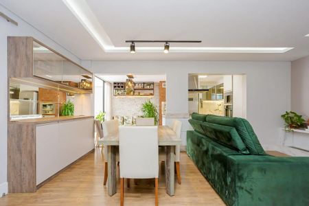 2_photo/94dce35ec9.08f922be3a726ba4-ATLAS-58bcf4f5-b1e5-4564-b770-9b21ae88500b.jpg de apartamento à venda com 4 quartos, 155m² em Novo Mundo, Curitiba