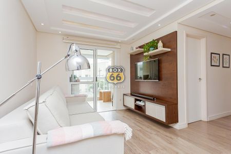 3_photo/94dce35ecb.f469cfda097b0aa9-ATLAS-98d73d0c-a836-41e5-9fb9-59277f5a27e7.jpg de apartamento à venda com 3 quartos, 71m² em Novo Mundo, Curitiba