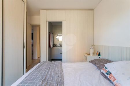 4_photo/94dce35edd.b88c9f23dde11cca-ATLAS-55c7b768-ec7e-49fc-97e7-3ade1ad99eed.jpg de apartamento à venda com 3 quartos, 74m² em Novo Mundo, Curitiba