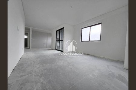 6_photo/94dce35edf.f199d500c3c5e9cb-ATLAS-7cfe2b5f-33b7-4236-a91c-6d8773216b9e.jpg de apartamento à venda com 3 quartos, 86m² em Novo Mundo, Curitiba