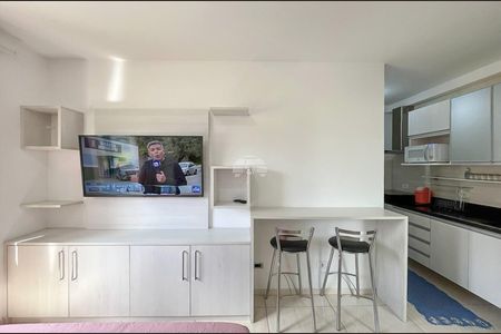 20_photo/94dce35ee7.c6e8fa2c4c3cf08e-ATLAS-9dc26fca-f834-4ccd-98ec-75ab7aaad8b3.jpg de apartamento para alugar com 1 quarto, 26m² em Parolin, Curitiba