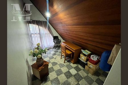 11_photo/94dce35f27.859d3ea7f11d789b-ATLAS-d0f5881b-8c06-4549-bd5b-6dc0fac2f620.jpg de casa à venda com 3 quartos, 240m² em Novo Mundo, Curitiba