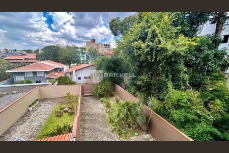 2_photo/94dce35f27.859d3ea7f11d789b-ATLAS-db6fe263-7b7d-4d8b-b287-e509ae69e94a.jpg de casa à venda com 3 quartos, 240m² em Novo Mundo, Curitiba